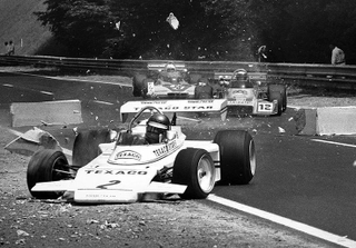 Illustration for article titled Vintage F1 photo dump #4